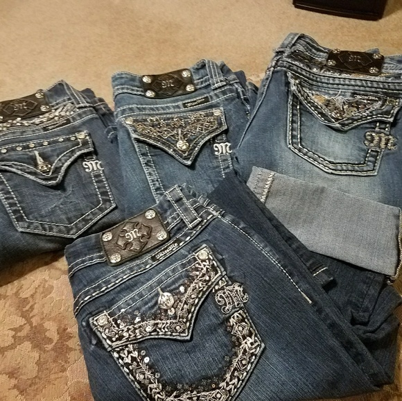 what size is a 28 miss me jean